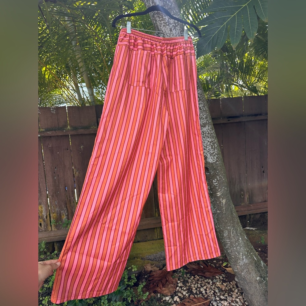 Women's Pink & Orange Striped Wide-Leg Pants - Picture 4 of 5